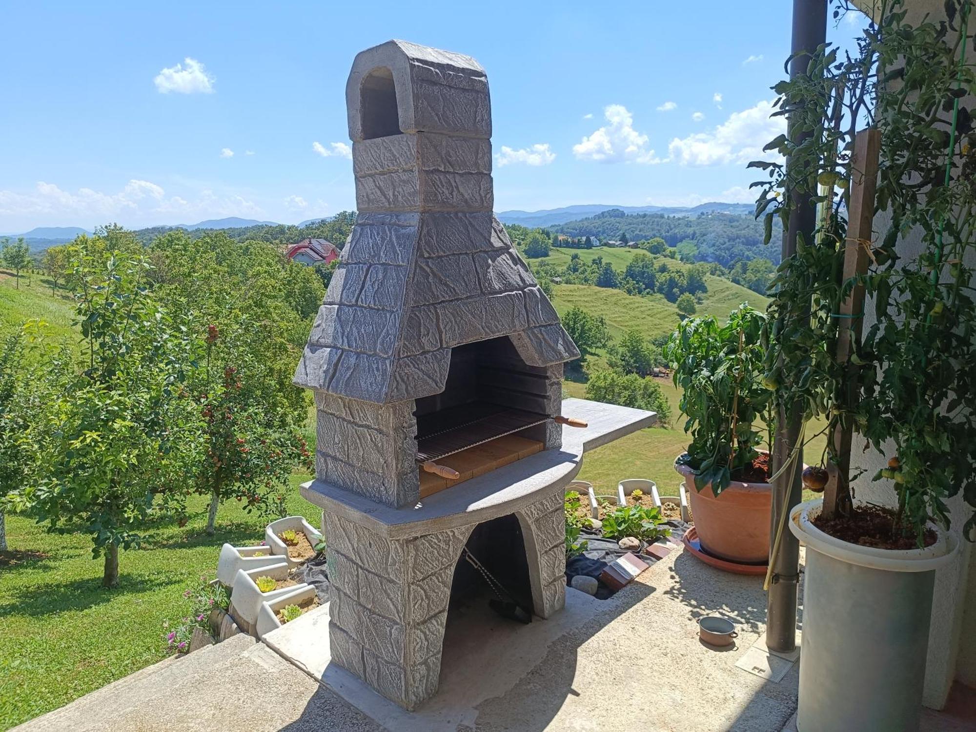 Hiska Na Gorci Apartment Podcetrtek Luaran gambar